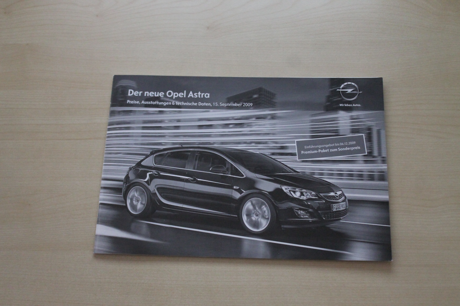 Opel Astra - Preise & tech. Daten & Ausstattungen - Prospekt 09/2009