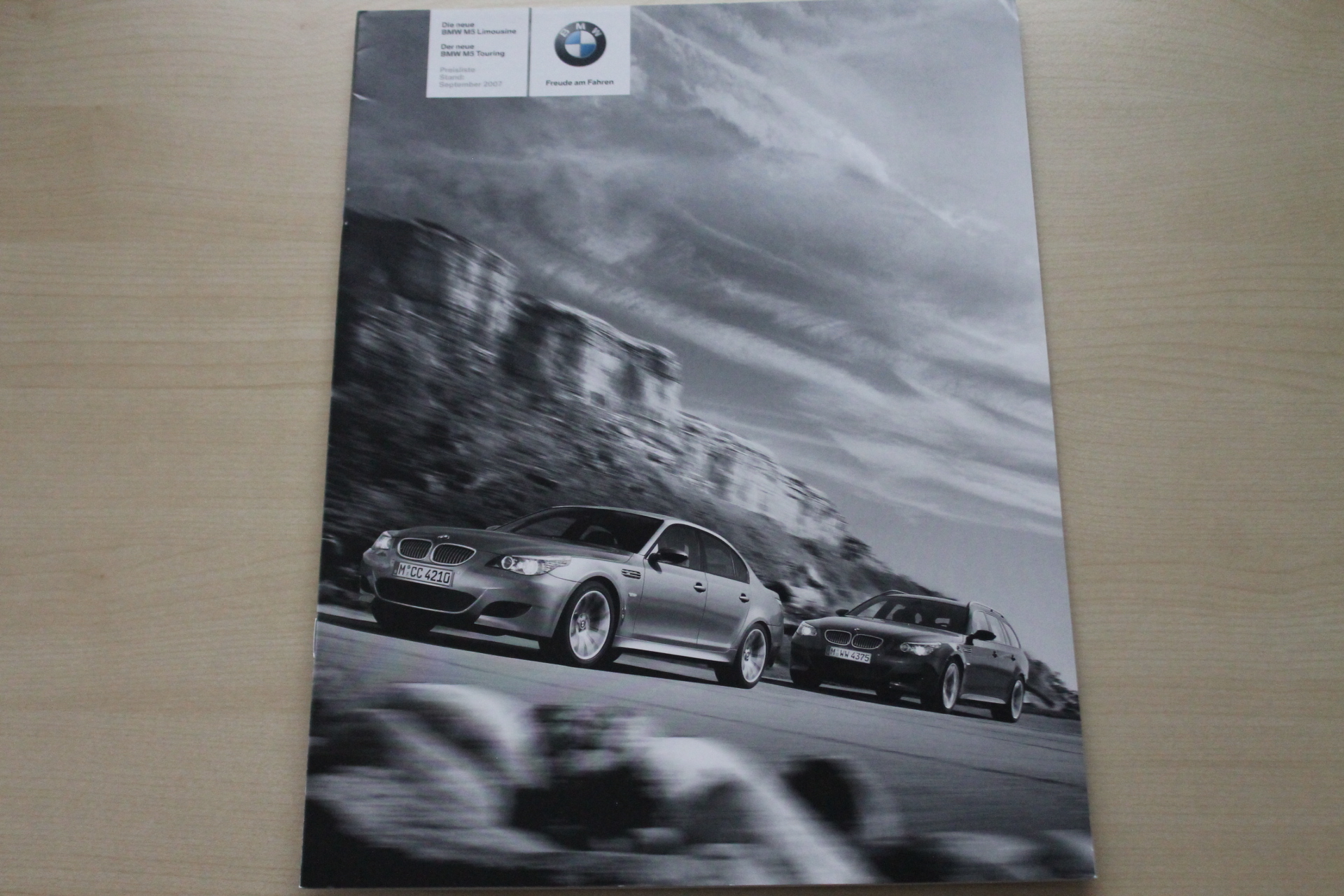 BMW M5 + Touring - Preise & Extras - Prospekt 09/2007