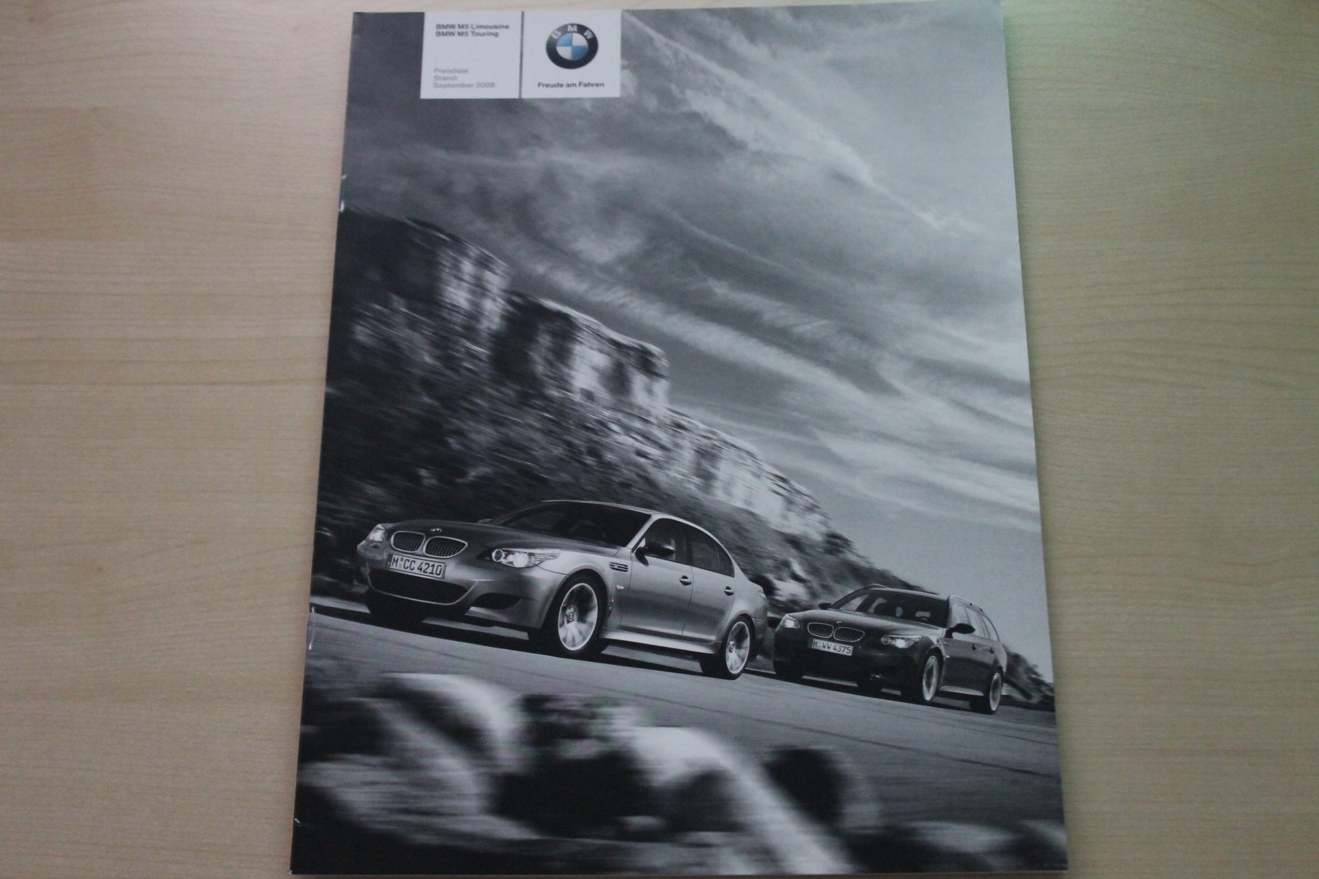 BMW M5 + Touring - Preise & Extras - Prospekt 09/2008