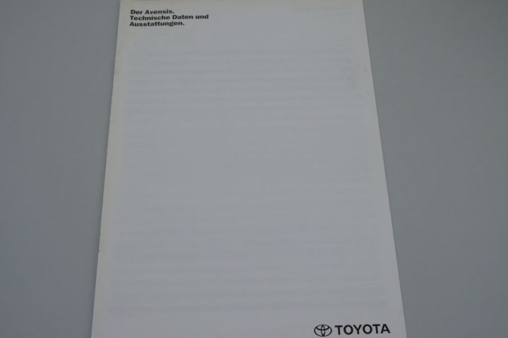 Toyota Avensis - technische Daten & Ausstattungen - Prospekt 12/1997