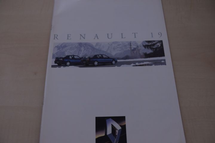 Renault R 19 Phase II inkl 16V 135PS Prospekt 04/1992