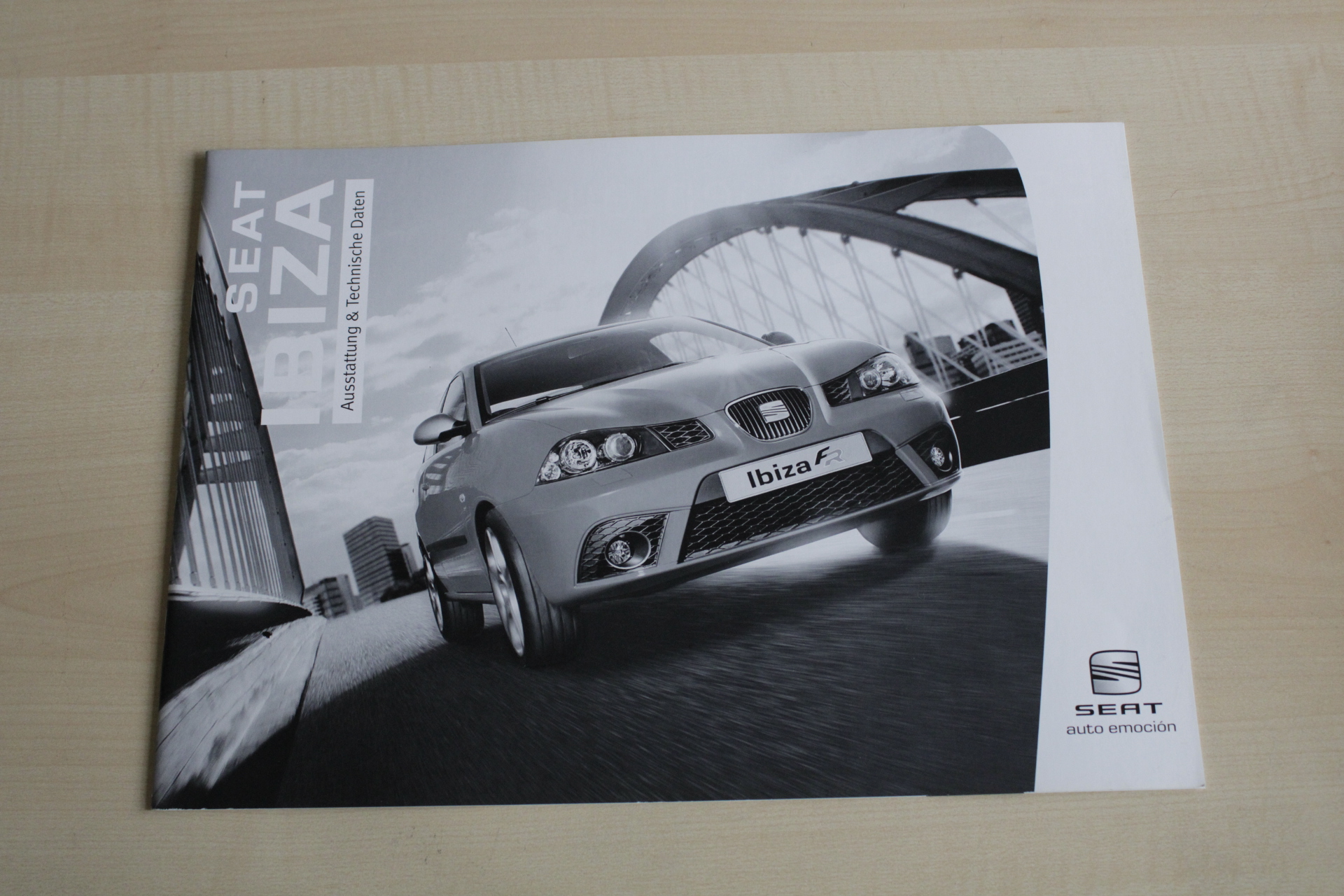 Seat Ibiza - technische Daten & Ausstattung - Prospekt 10/2006