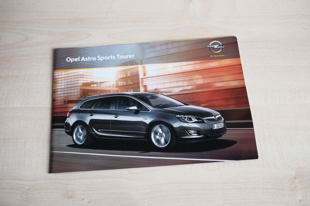 Opel Astra Sports Tourer Prospekt 08/2010