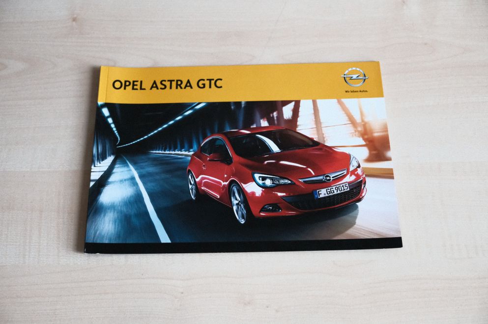 Opel Astra GTC Prospekt 06/2012